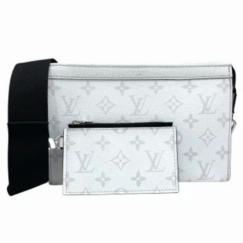 LOUIS VUITTON Taigarama Gaston Wearable Wallet Shoulder Bag
